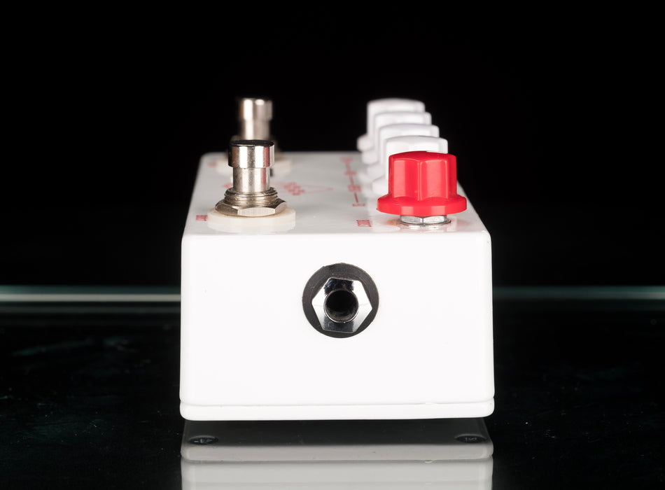 jhs pedals the milkman Used JHS The Milkman Echo/Slap Delay Pedal with Boost Pedal With Box — Truetone Music