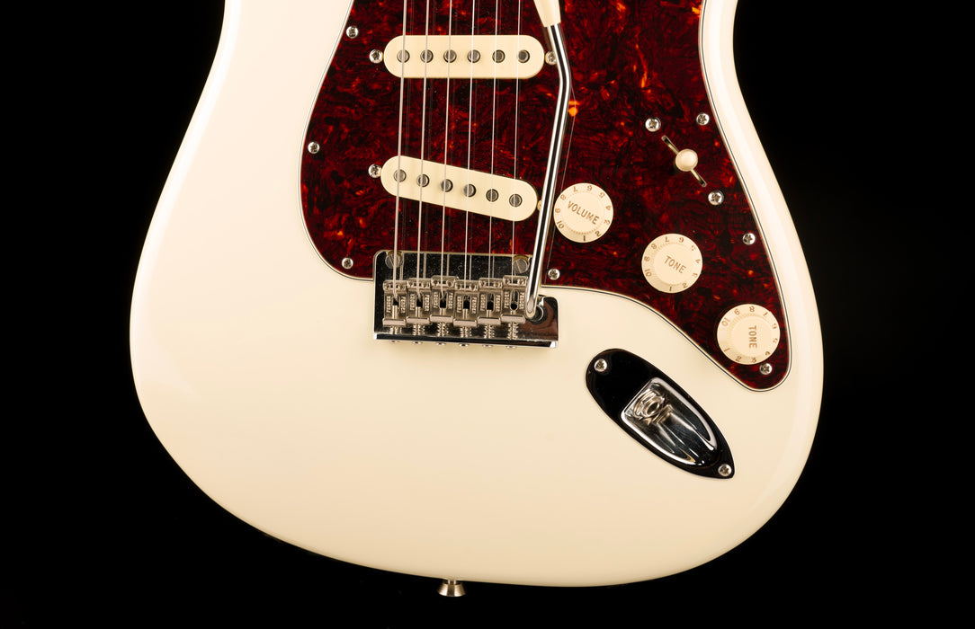 Pre Owned Fender American Professional II Stratocaster Olympic White With Player Series Maple Neck With HSC