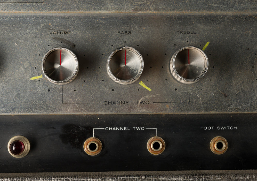 Pre Owned Silvertone 1960s Model 1484 Twin 12 Guitar Amp Gray