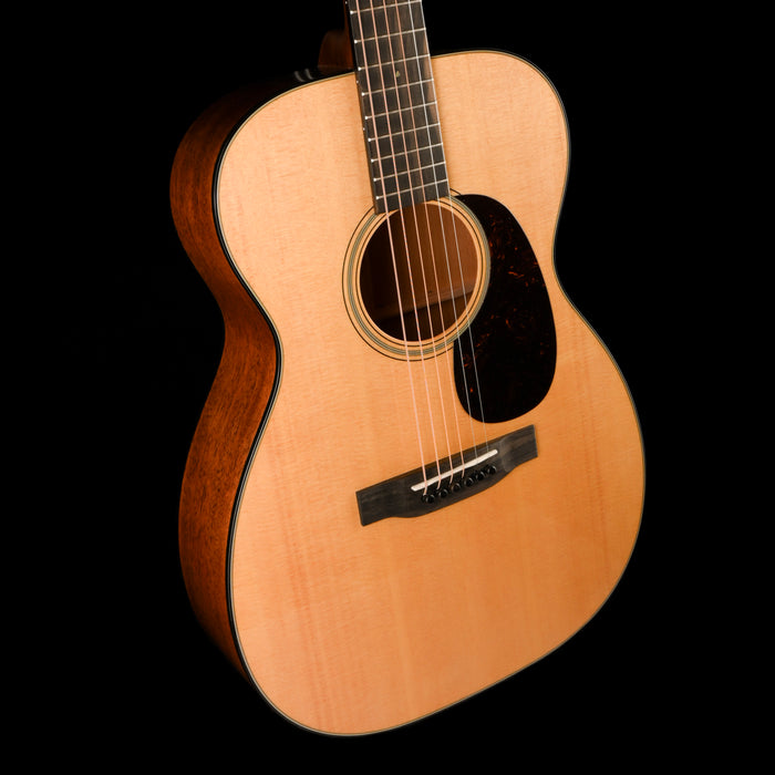 Martin 00-18 Standard (2025) Natural Acoustic Guitar with Case