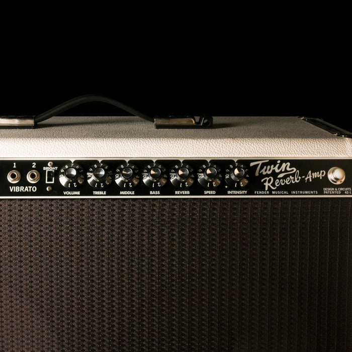 Pre Owned Fender Limited Edition Hot White Bronco '65 Twin Reverb Reissue Guitar Amp Combo with Footswitch and Cover