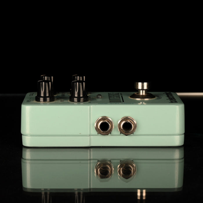 vUsed TC Electronic Quintessence Harmonizer Pedal