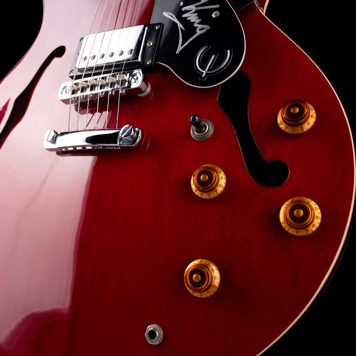 Pre Owned 1998 Epiphone ES-335 Dot Cherry Electric Guitar Signed By B.B. King With HSC