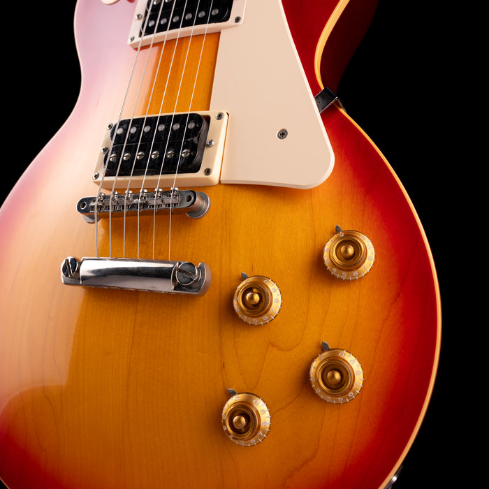 Used Gibson Les Paul Classic Heritage Cherry Sunburst With OHSC