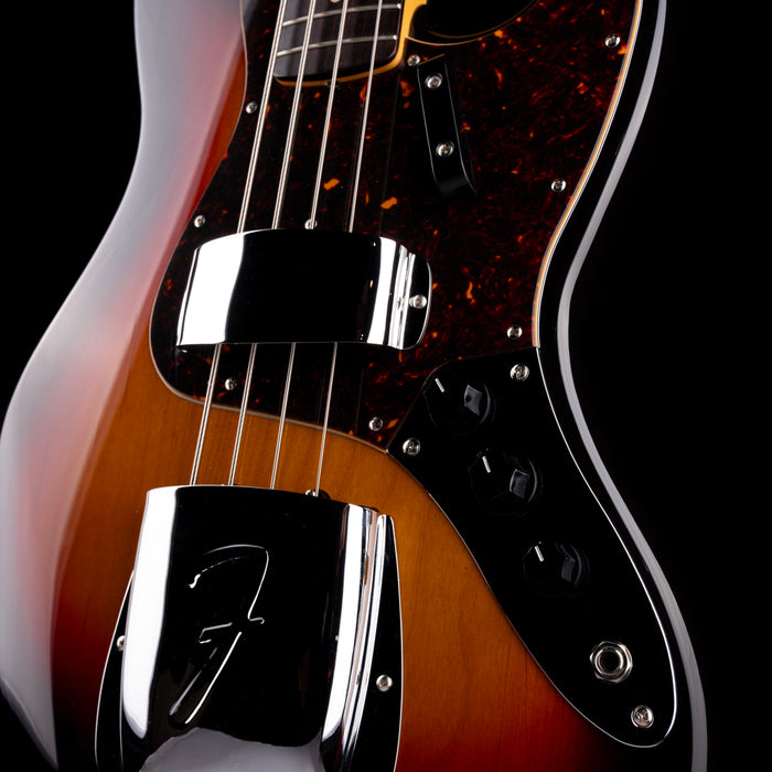 Pre Owned 2004 Fender Made in Japan 1962 Reissue Jazz Bass 3-Tone Sunburst With Case