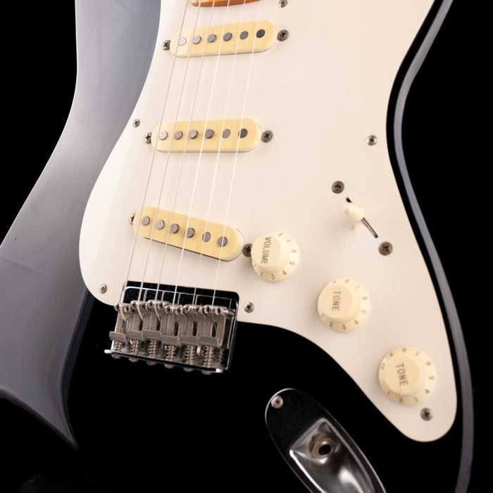 Pre Owned '90s Fender Made in Japan 1957 Reissue Stratocaster Hardtail Black With Gig Bag