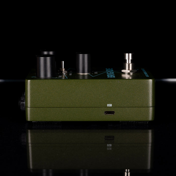 Used Universal Audio Brigade Chorus and Vibrato Pedal with Box