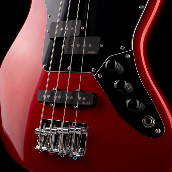 Pre Owned Squier Vintage Modified Jaguar Short Scale Bass Candy Apple Red With Gig Bag