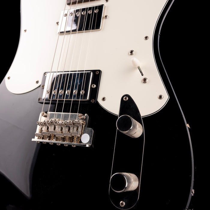 Starr Guitars Maverick Black Electric Guitar With Gig Bag