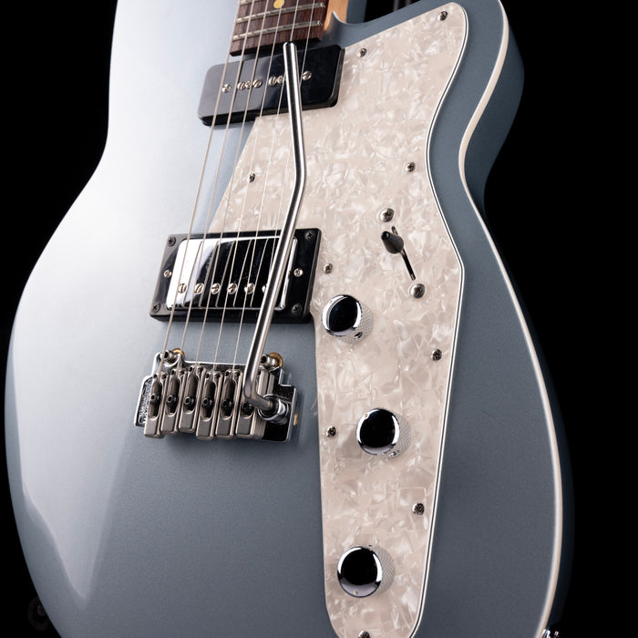 Used Reverend Double Agent W Metallic Silver Freeze with Gig Bag