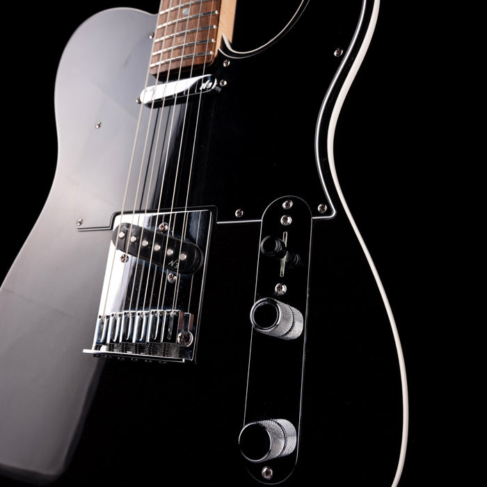 Pre Owned 2009 Fender American Deluxe Telecaster Montego Black With OHSC