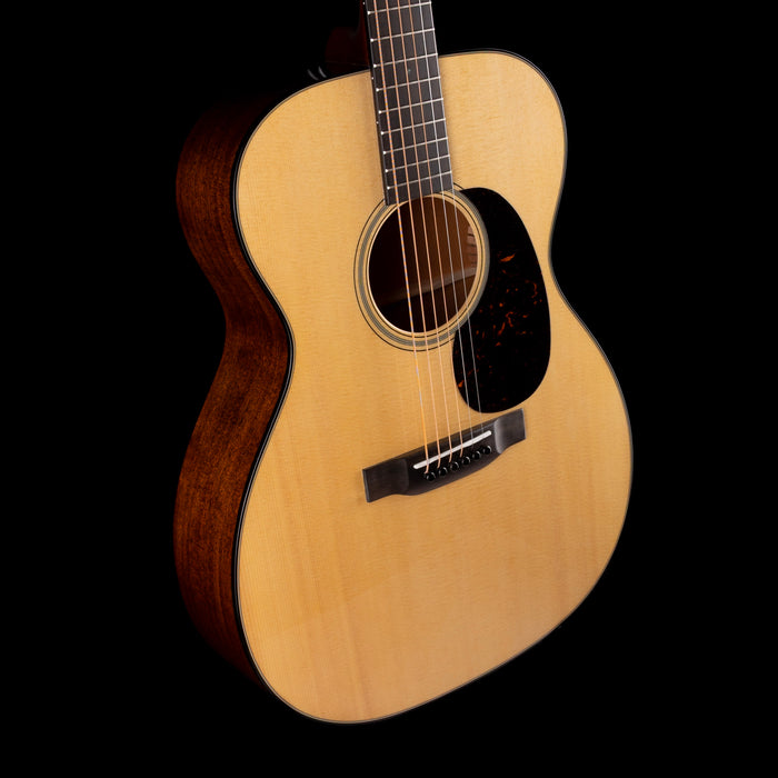 Martin 000-18 Standard (2025) Natural Acoustic Guitar with Case