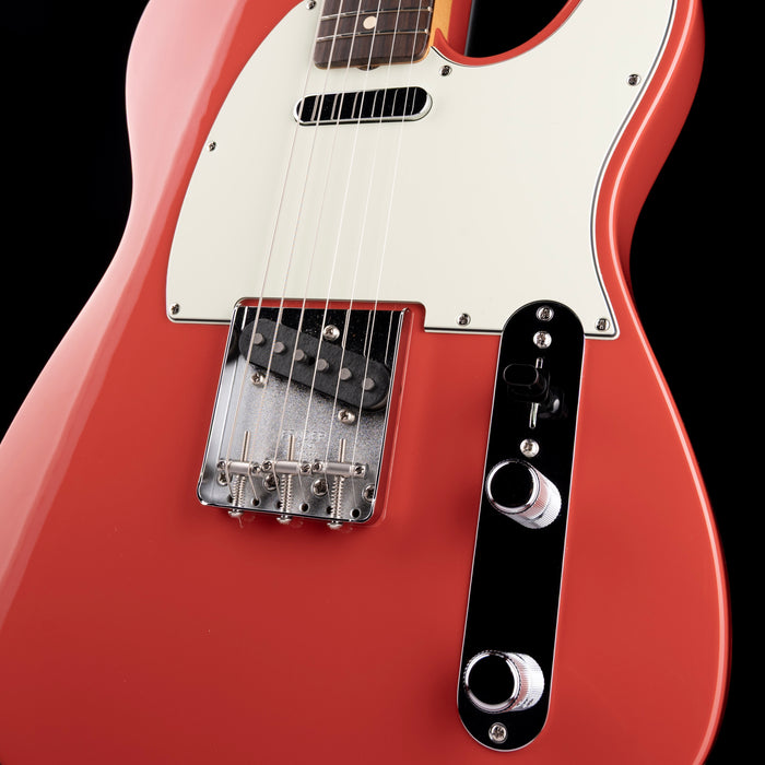 Pre-Owned 2025 Fender Vintera II 60s Telecaster Fiesta Red With Gig Bag