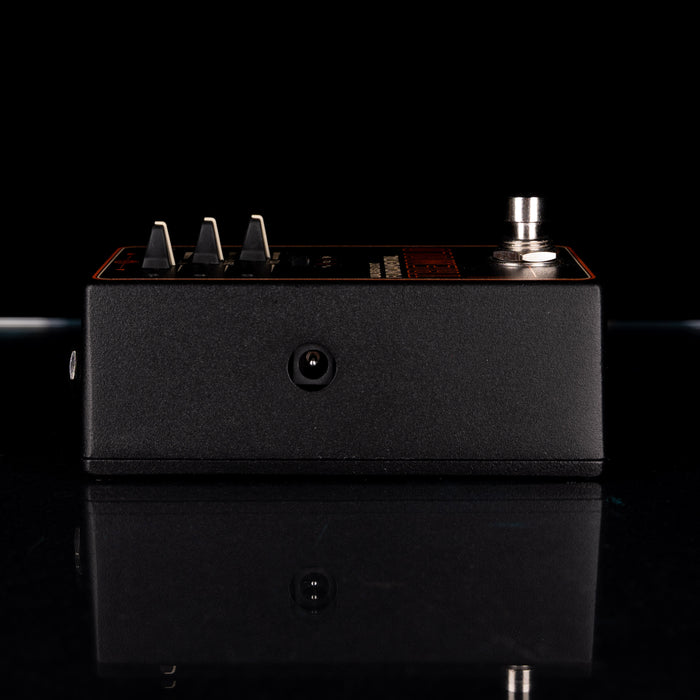 Used Walrus Audio Fundamental Series Tremolo Pedal With Box