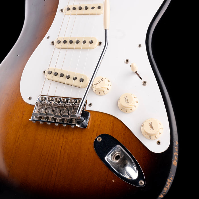 Pre-Owned Fender Roadworn 50's Strat 2-Tone Sunburst