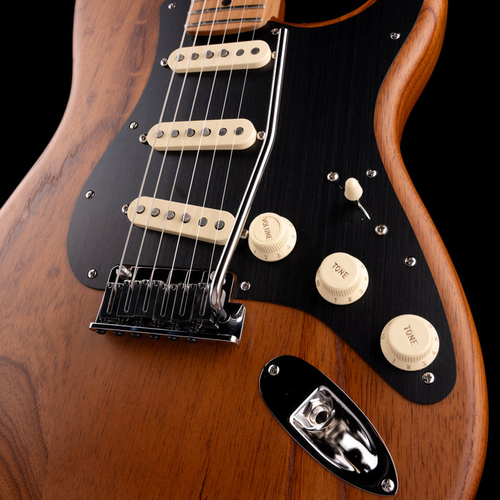 Fender Limited Edition American Ultra II Stratocaster Natural with Case