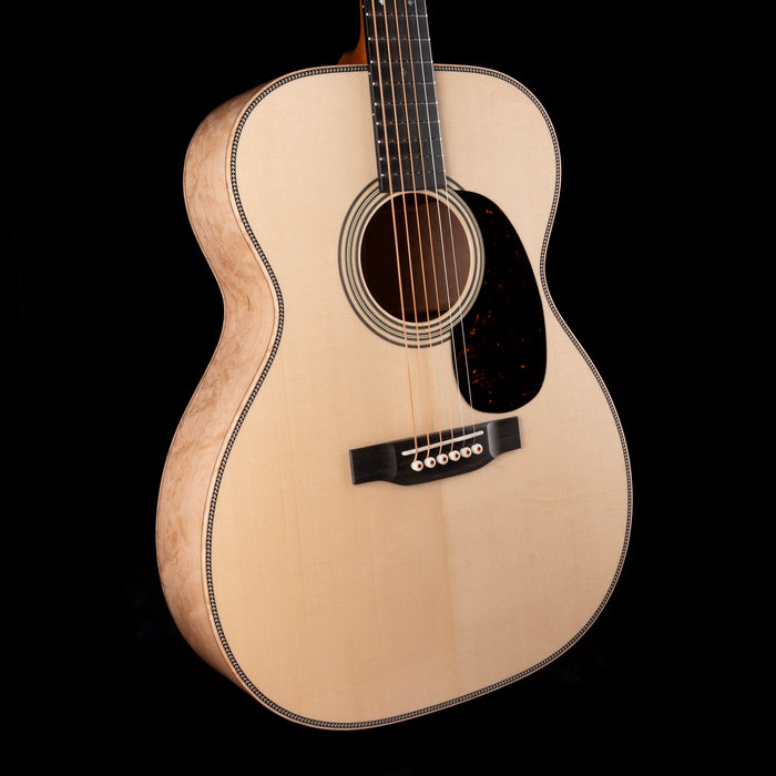 Martin Custom Shop 000-28 Birdseye Maple With Case
