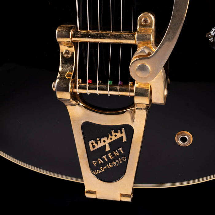 Pre-Owned 2015 Gibson Custom Shop Limited Edition ES-355 With Bigsby Ebony WIth OHSC