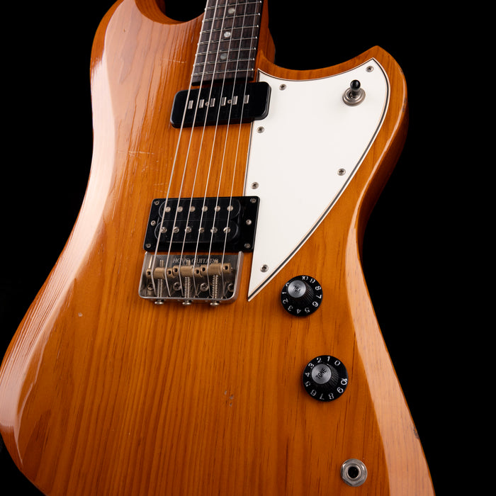 Novo Nucleus Voltur V2 Amber with Soft Case