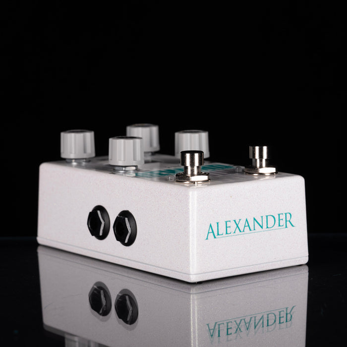 Alexander Rewind Programmable Echo Pedal with Box