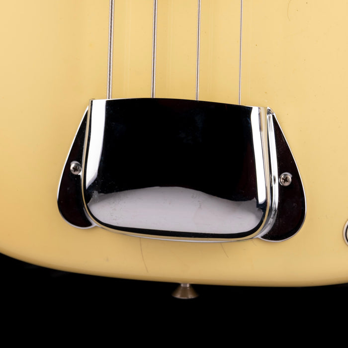 Pre-Owned 1983 Fender American Vintage 1962 Precision Bass Vintage White With OHSC