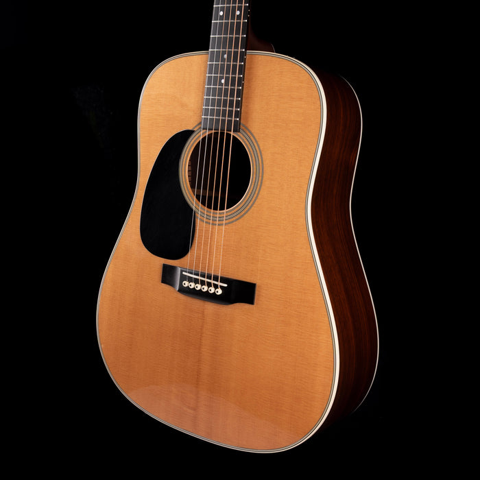 Pre-Owned 2009 Martin D-28 Left-Handed Natural Acoustic Guitar With OHSC
