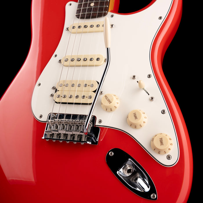 Pre-Owned 2025 Fender 70th Anniversary Player II Stratocaster HSS - Coral Red With Gig Bag