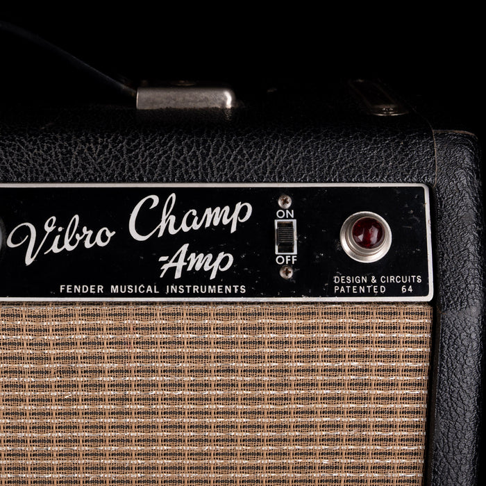 Vintage Fender 1966 Vibro Champ Guitar Amp Combo