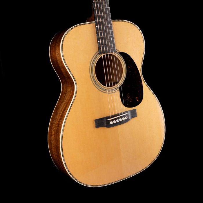 Martin Custom Shop 000-18 Exceptional Broad Figured Koa Natural With Case