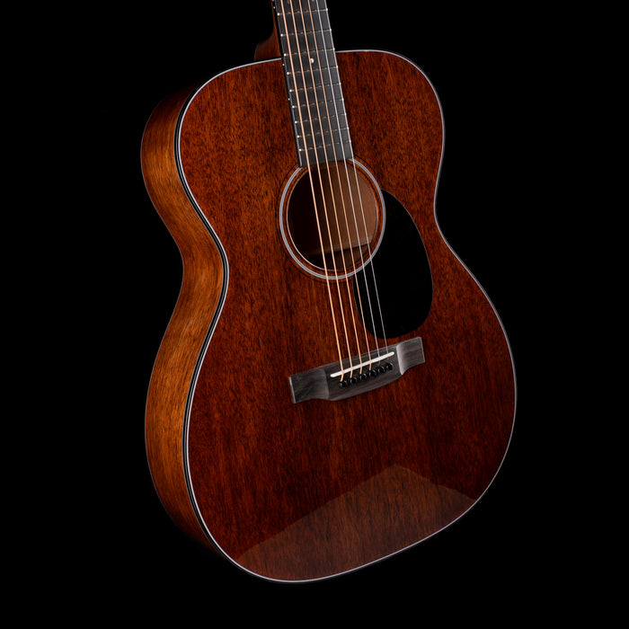 Martin Custom Shop 000-18 OM Scale All Mahogany Natural