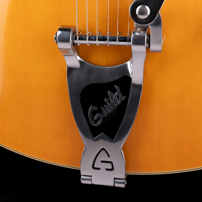 Pre-Owned Guild Newark St. Collection X-175B Blonde with OHSC