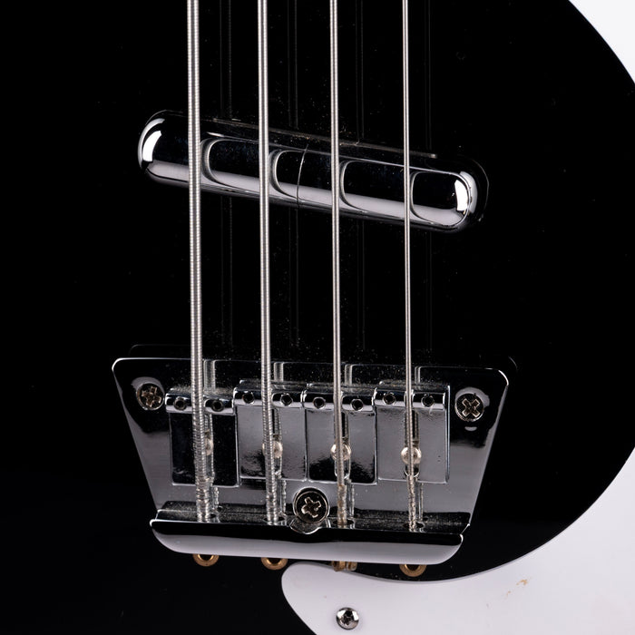 Used 2022 Danelectro ‘59 Shorthorn Black DC Bass with Gig Bag