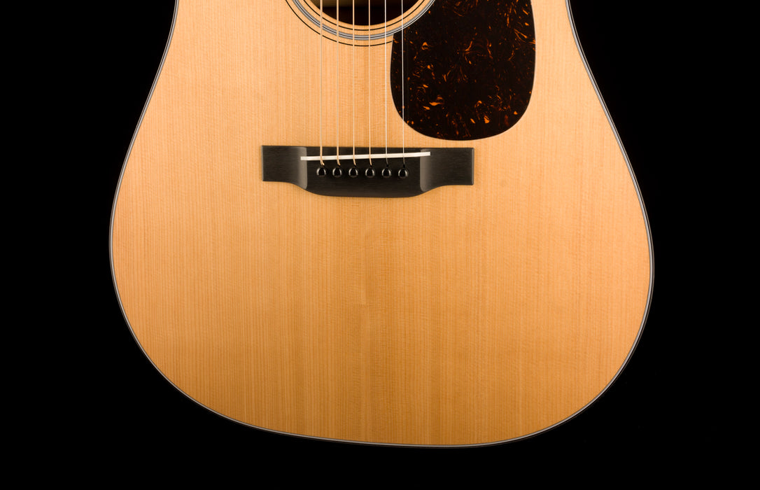 Martin D-18 Authentic 1937 Acoustic Guitar With Case