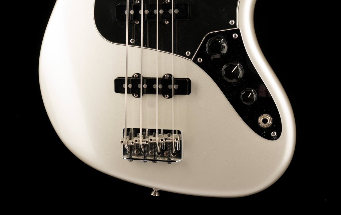 Used 2004 Fender American Jazz Bass Rosewood Fingerboard Chrome Silver With OHSC