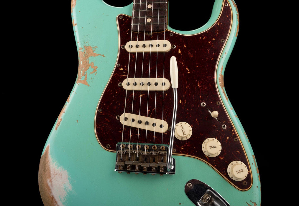 Used Fender Custom Shop 1960 Stratocaster Heavy Relic Faded Aged Foam Green with OHSC
