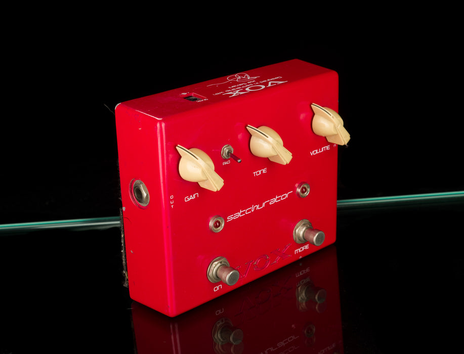 vox satriani pedals Used Vox Joe Satriani Satchurator Distortion Pedal — Truetone Music
