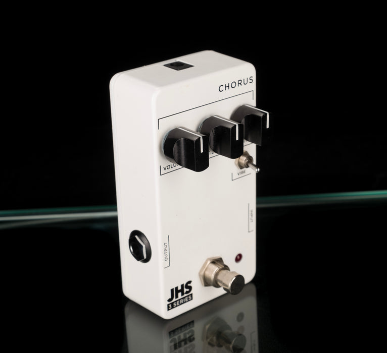 Used JHS 3 Series Chorus Pedal