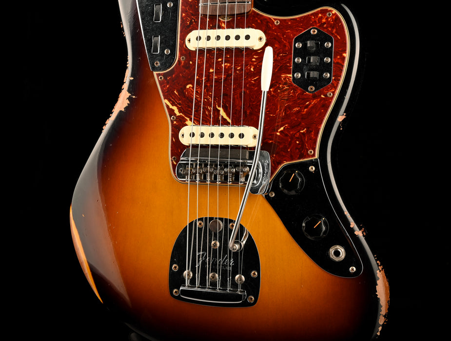 Fender Custom Shop Roasted 1962 Jaguar Journeyman Relic Wide Fade 2-Tone Sunburst With Case