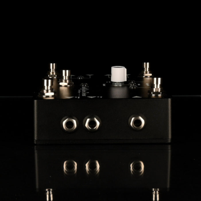 Used EarthQuaker Devices Swiss Things PedalBoard Reconciler Guitar Pedal with Box