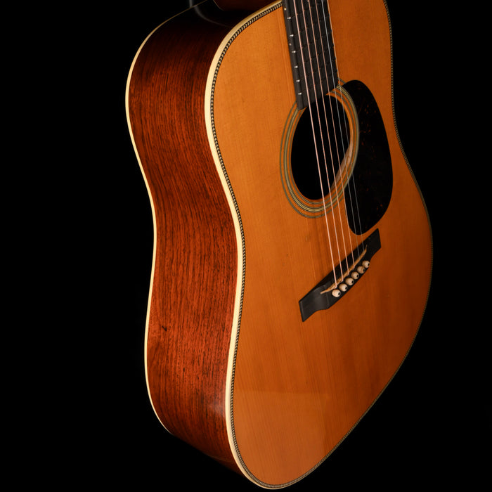 Martin D-28 Authentic 1937 Aged Natural with Case
