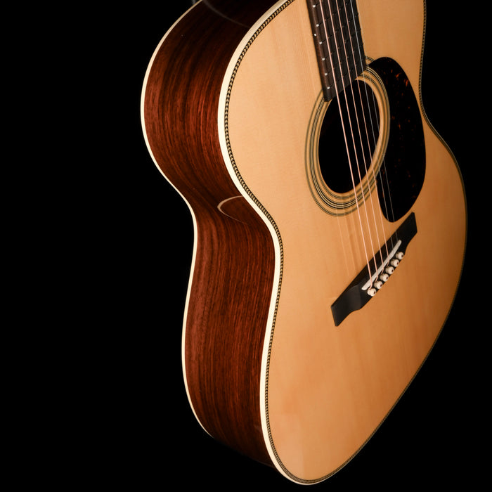 Martin Custom Shop 000-28 Wild Grain East Indian Rosewood Italian Alpine Spruce Top Acoustic