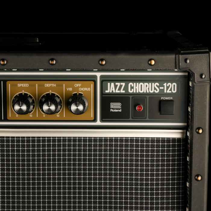 Pre Owned Roland Cube JC-120 Guitar Amp Combo With Footswitch and Cover - Z2M6777