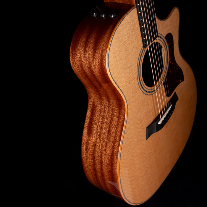 Taylor 314ce Studio Natural With Gig Bag Case