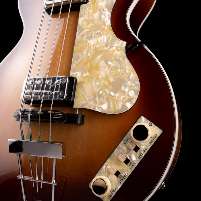 Hofner Club Bass Sunburst with Vintage Case - H500/2-O