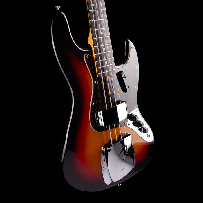 Pre Owned 2004 Fender Made in Japan 1962 Reissue Jazz Bass 3-Tone Sunburst With Case