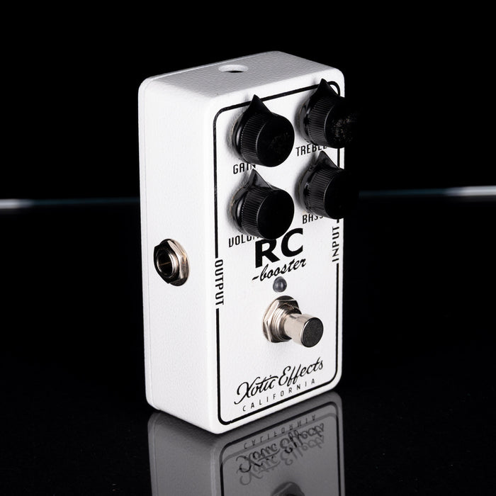 Used Xotic Effects RC Booster Pedal White - S/N - RCB-CL-01412