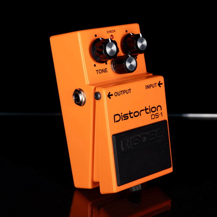 Used Boss DS-1 Distortion Pedal - 3