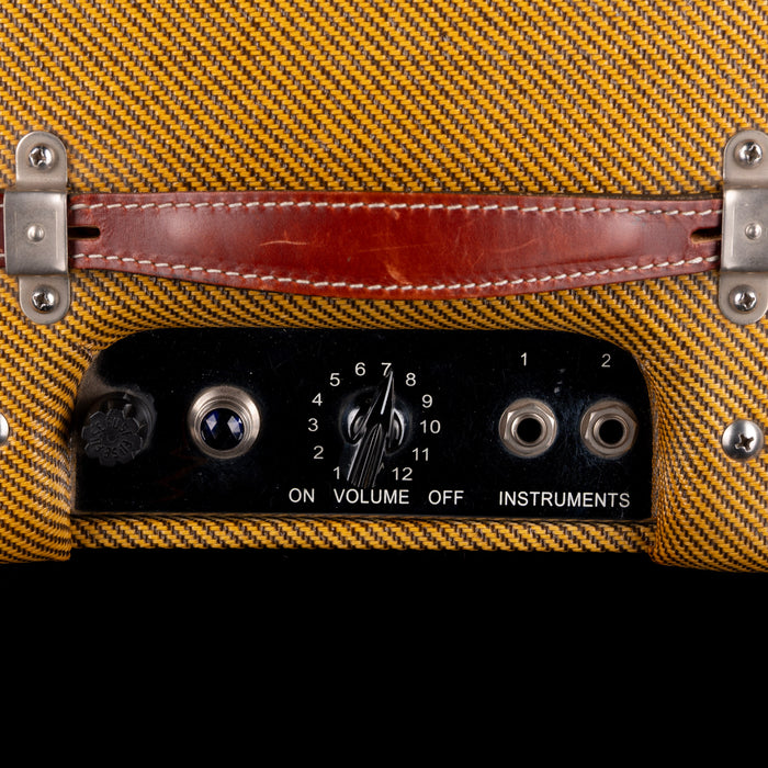 Pre Owned Victoria 518 5-Watt 1x8" Champ Guitar Amp Combo