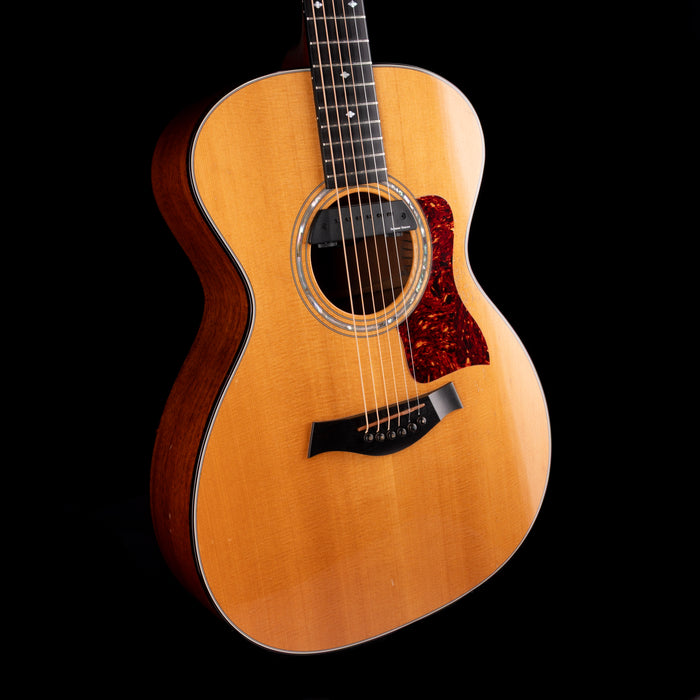 Pre Owned Taylor	1996 512 Natural With Seymour Duncan Mic Mag Pickup