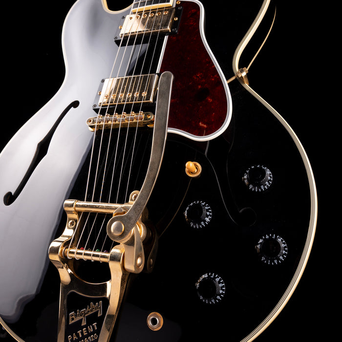 Pre-Owned 2015 Gibson Custom Shop Limited Edition ES-355 With Bigsby Ebony WIth OHSC